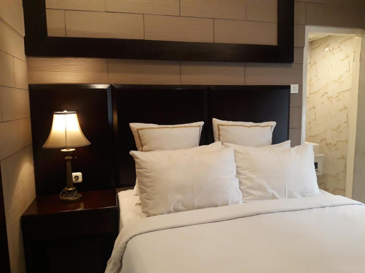 Alsalam Syariah Guesthouse Solo Екстериор снимка
