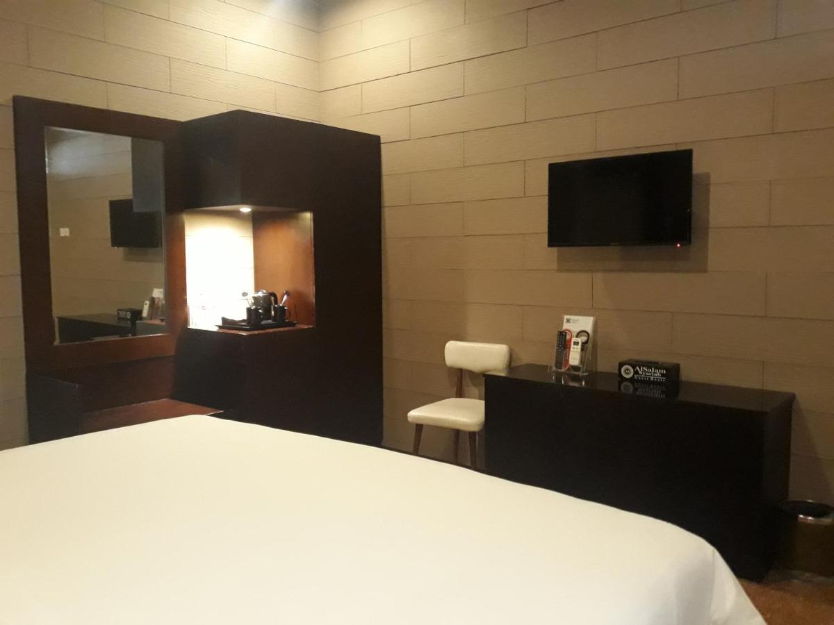 Alsalam Syariah Guesthouse Solo Екстериор снимка